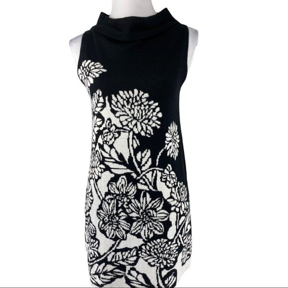Adrienne Vittadini Women's Black Floral Sleeveless Ponte Knit Sheath Dress M/C35 - Picture 9 of 9